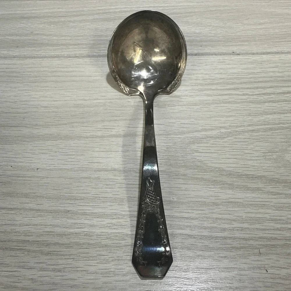Holmes & Edwards Carolina Gravy Ladle 7